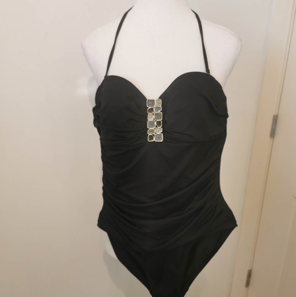 Rod Beattie S4 Black One Piece Can Be Worn Strapless Bathing Suit